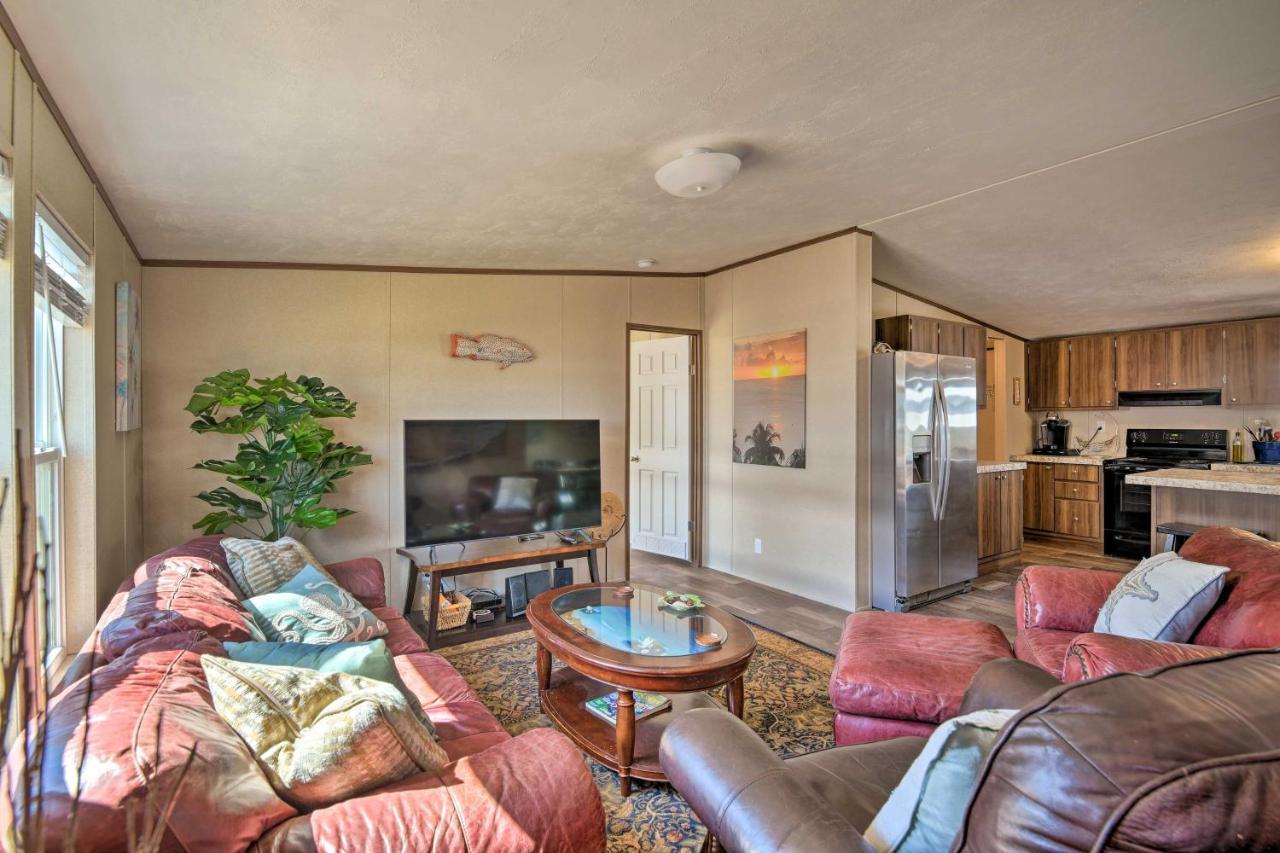 Quaint Port Oconnor Home - 3 Mi To Beach! Port O'Connor المظهر الخارجي الصورة