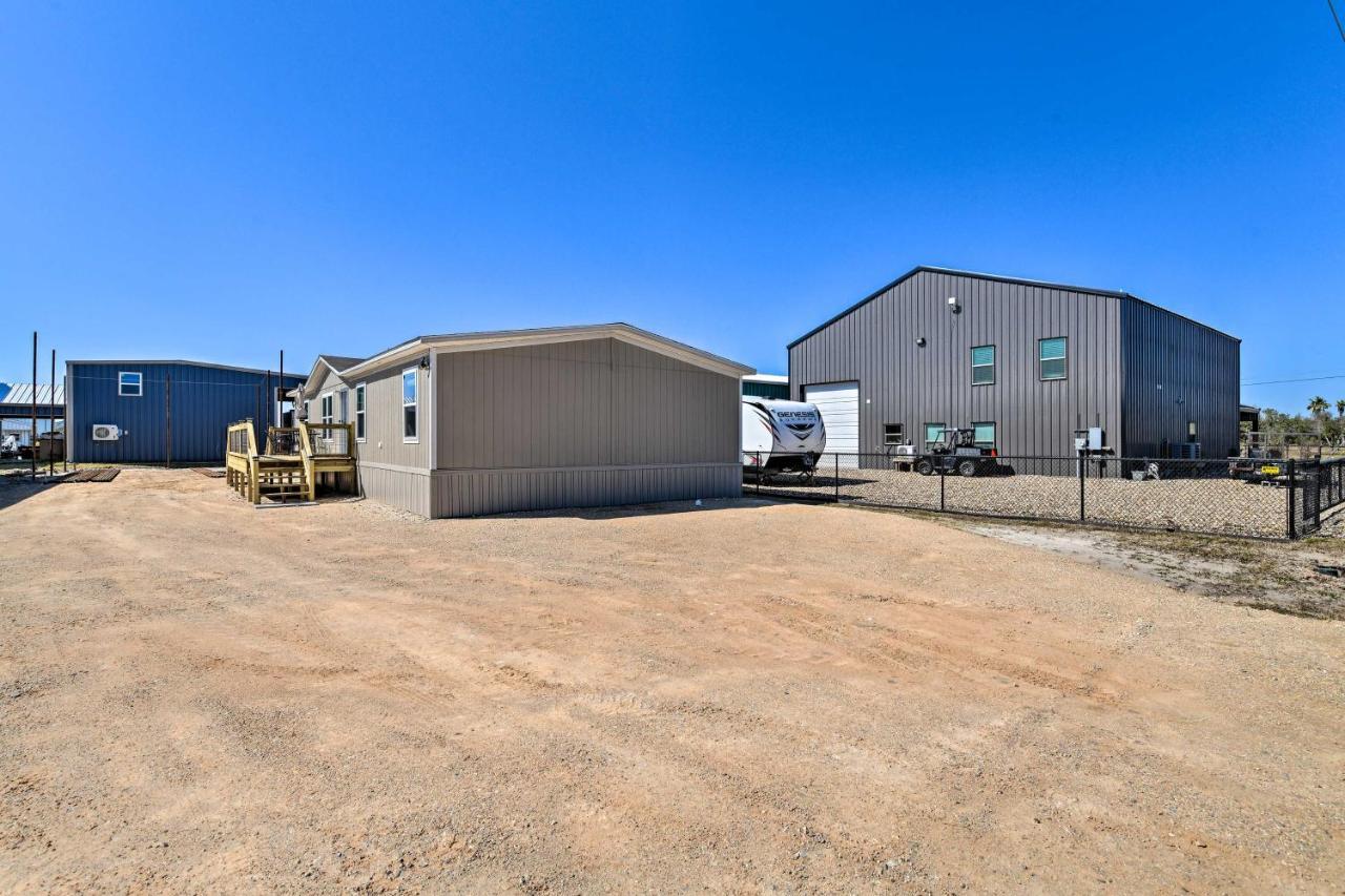 Quaint Port Oconnor Home - 3 Mi To Beach! Port O'Connor المظهر الخارجي الصورة