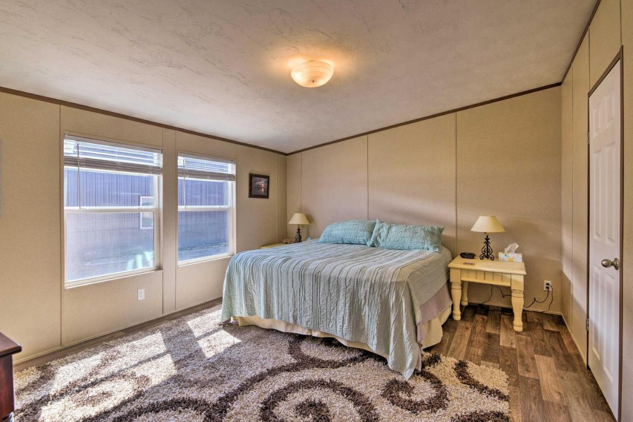 Quaint Port Oconnor Home - 3 Mi To Beach! Port O'Connor المظهر الخارجي الصورة